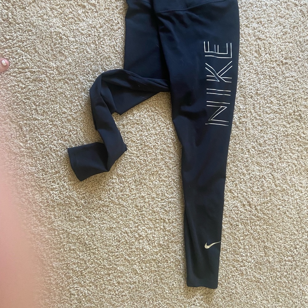 Nike leggings